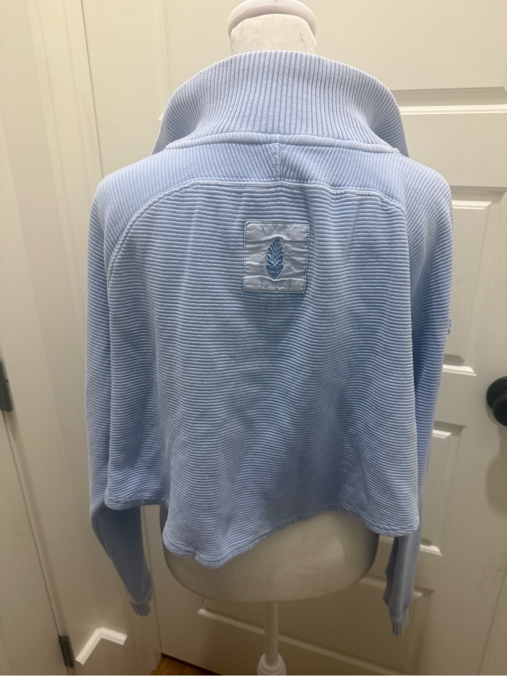 Free People Movement. So fly Henley. Light Blue. Size XS. - Picture 5 of 15
